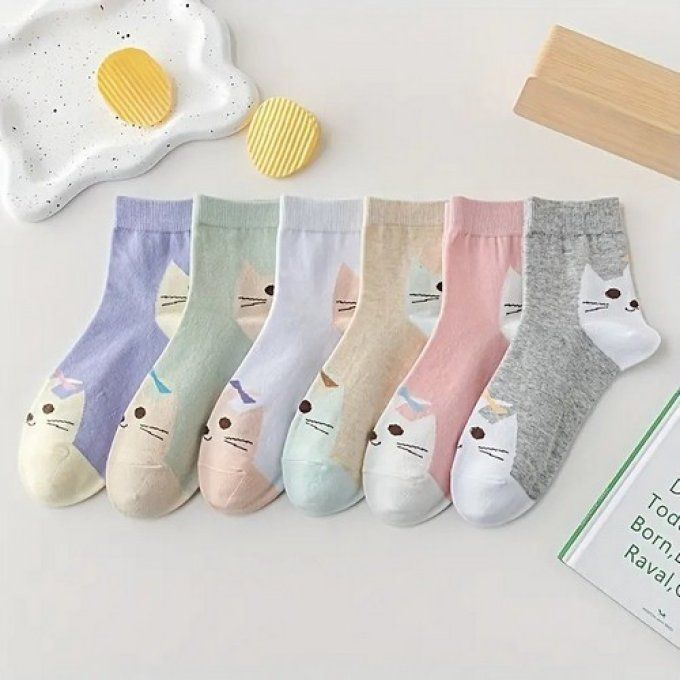 Paire de chaussettes chat à la mèche.